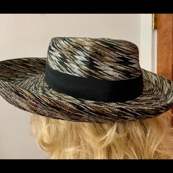 Vintage Leslie James Wide Brim Black Tan Hat display picture 1